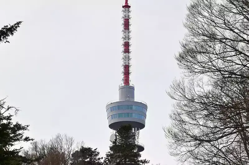 Wierzą nadawczą OIV Sljeme (fot. Odalv/Unsplash)