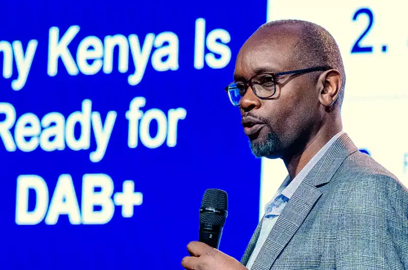 Steve Areba, dyrektor generalny BSI przedstawił na szczycie WorldDAB 2025 stan przygotowania Kenii do uruchomienia DAB+. (fot. Thomas Geuens)