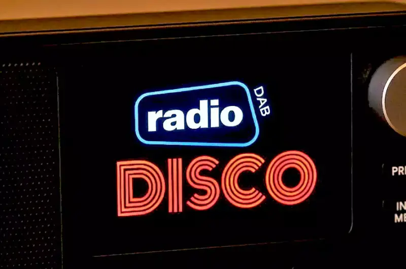 Radio Disco odbierzesz w DAB+ (fot. sztuczna inteligencja)